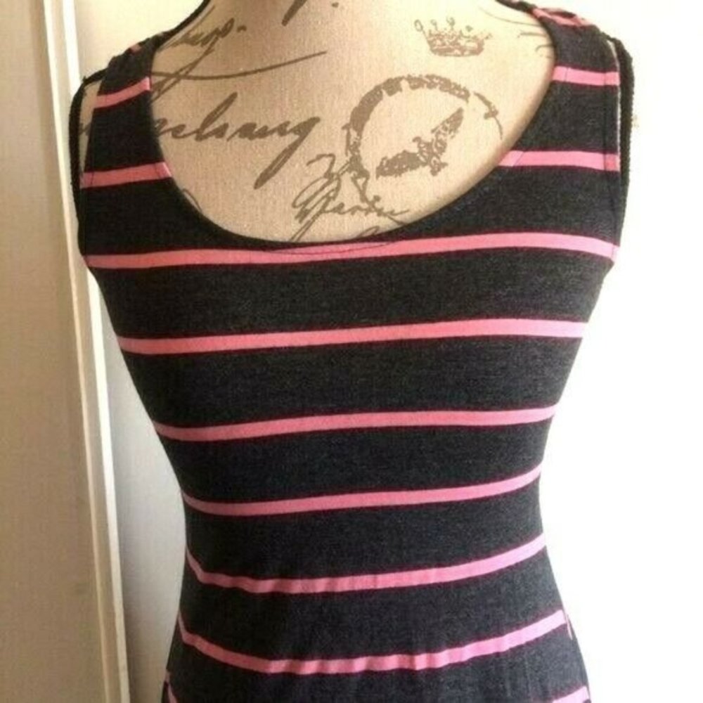 Monteau Los Angeles Women's Sleeveless Gray Pink Stripes Dress Size Small Skater - Picture 4 of 12